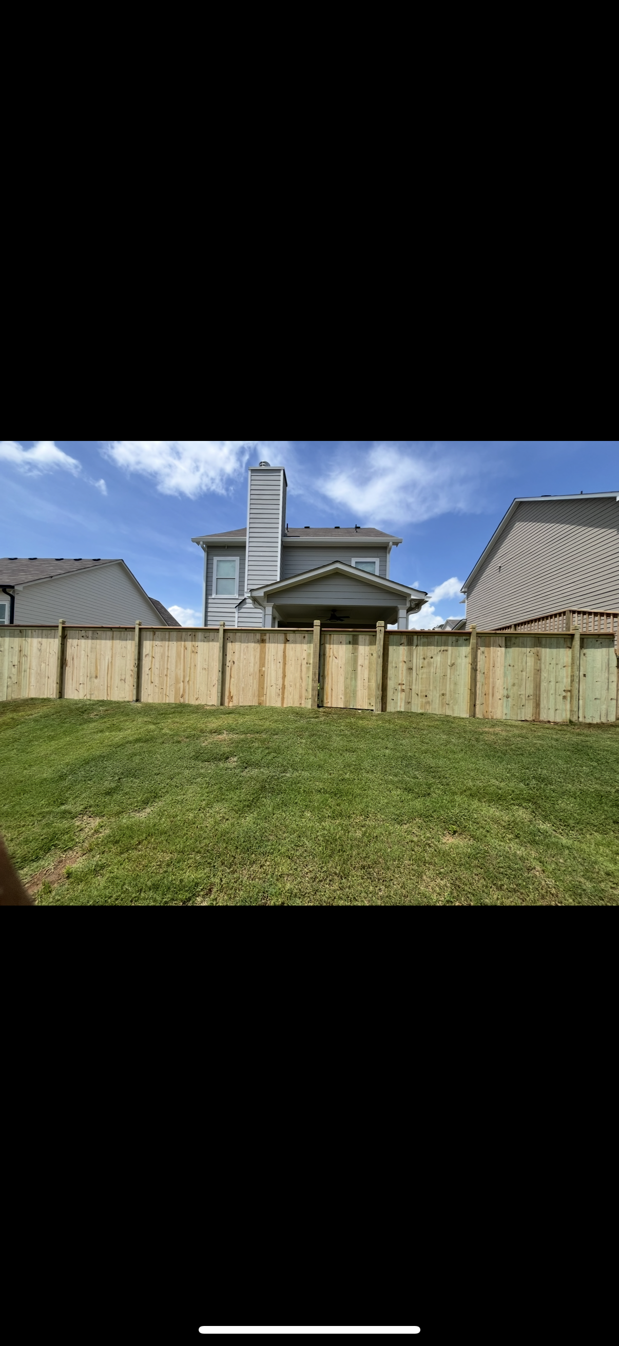 Fence entryway
